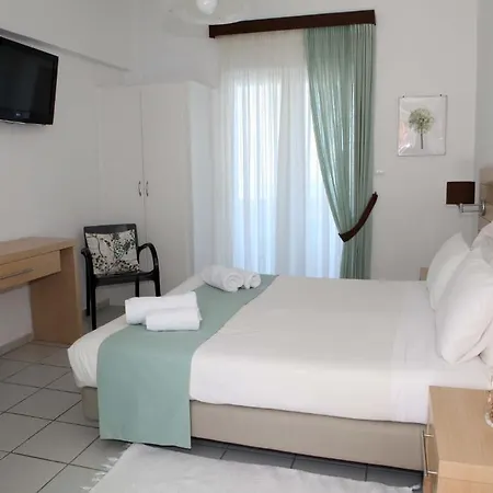 Nicolas 3* Ormos (Andros)