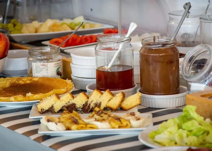 Nicolas 아파트호텔 3*