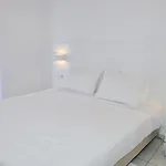 Nicolas Aparthotel 3*