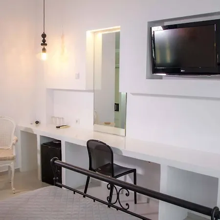 Nicolas アパートホテル Órmos