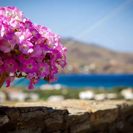 Nicolas アパートホテル Órmos