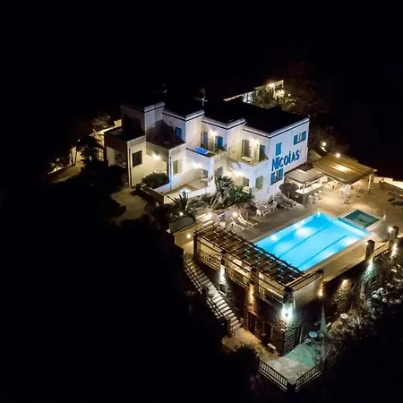 Nicolas Aparthotel Ormos (Andros)