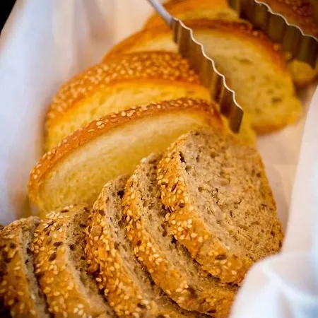 Nicolas アパートホテル