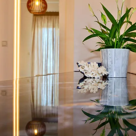 アパートホテル Nicolas