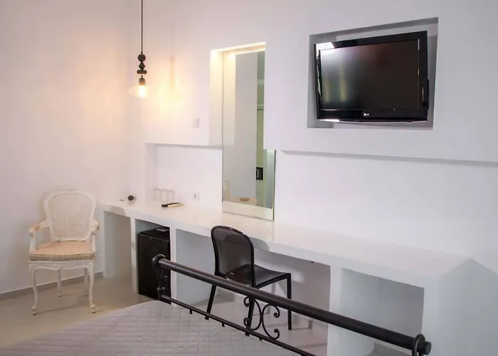 Nicolas Aparthotel Ormos (Andros)